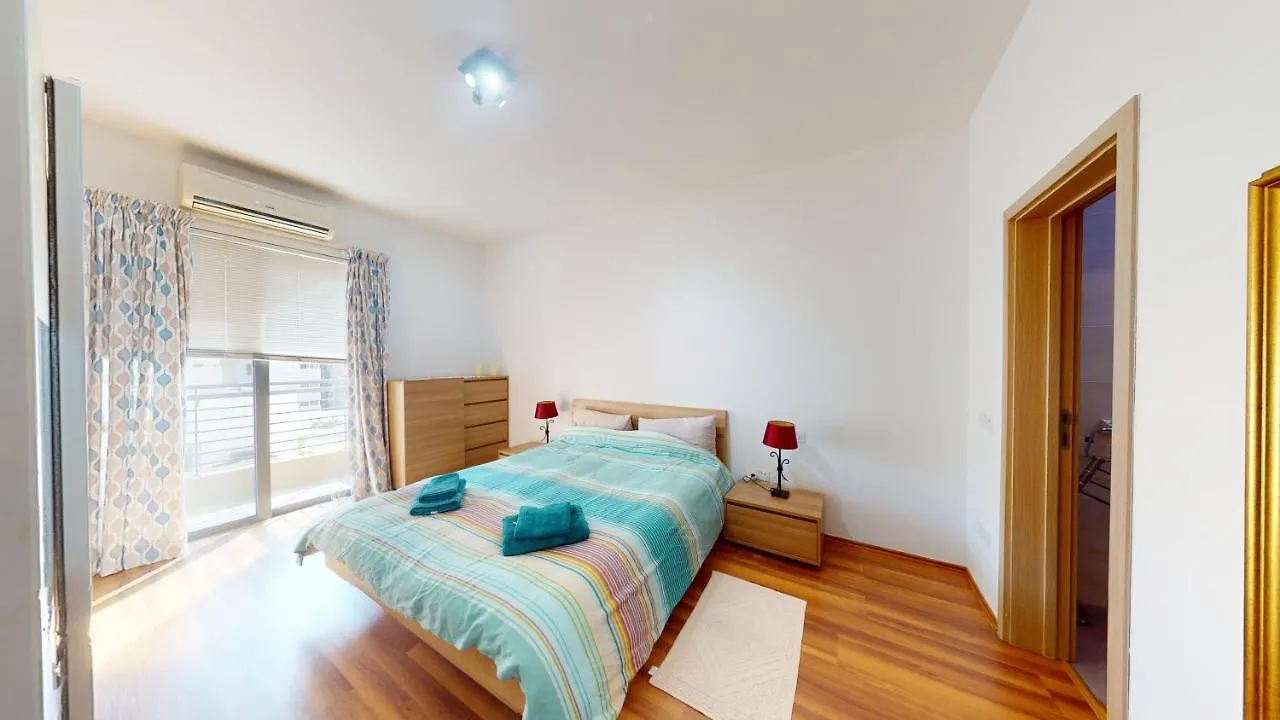 4Th Floor Apartment In Tigne Sliema 0*,