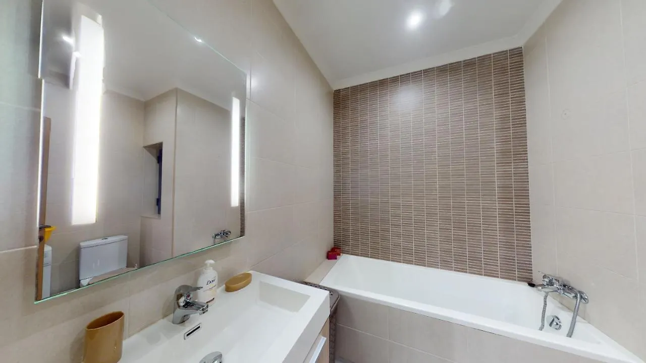 4Th Floor Apartment In Tigne Sliema