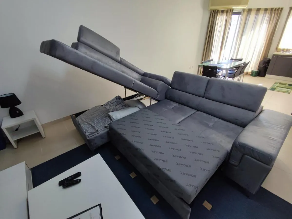 4Th Floor Apartment In Tigne Sliema Malta