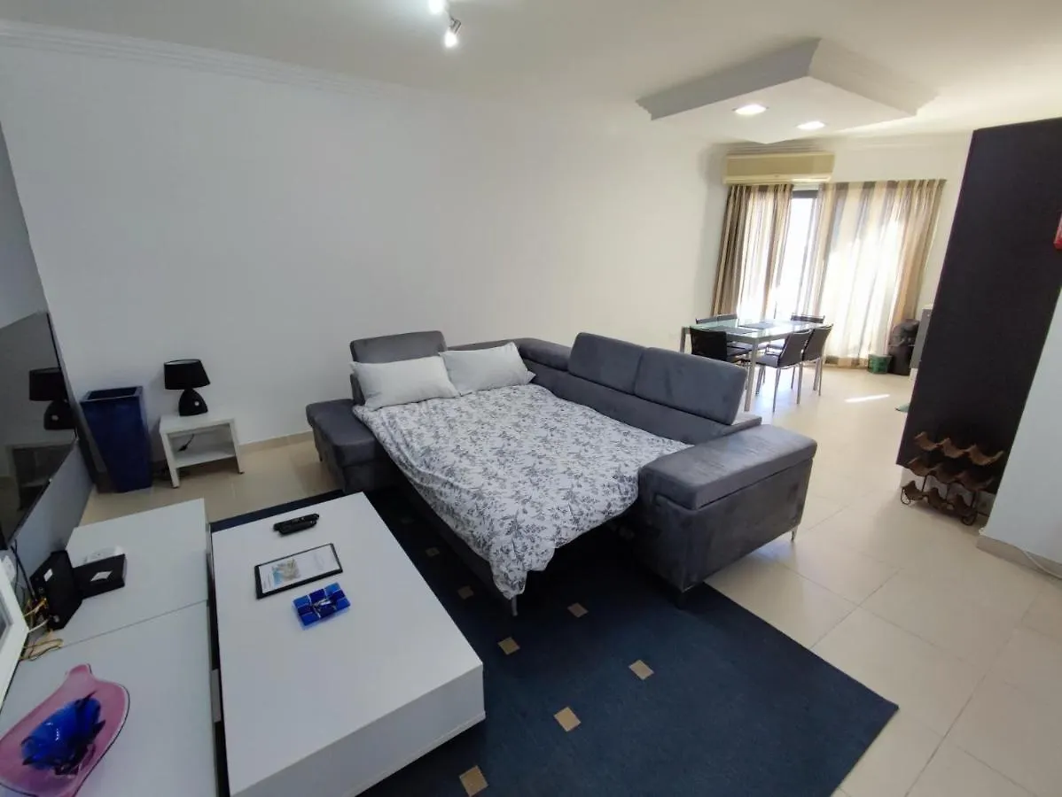 4Th Floor Apartment In Tigne Sliema Malta